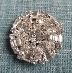 Vintage Signed Weiss Clear Crystal Broach